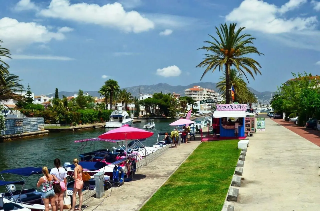 Holidays P14 Sea View Empuriabrava 0*,  Spanien
